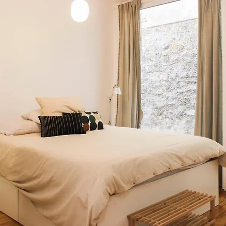 Appartamento Atypical With Terrace
